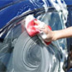 Rửa xe bằng xà bông gì sạch nhất và an toàn với lớp sơn?