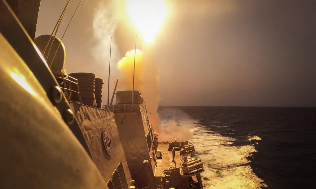 Hải quân Mỹ đối phó Houthi tốn gần một tỷ USD tên lửa - Shop Congcu